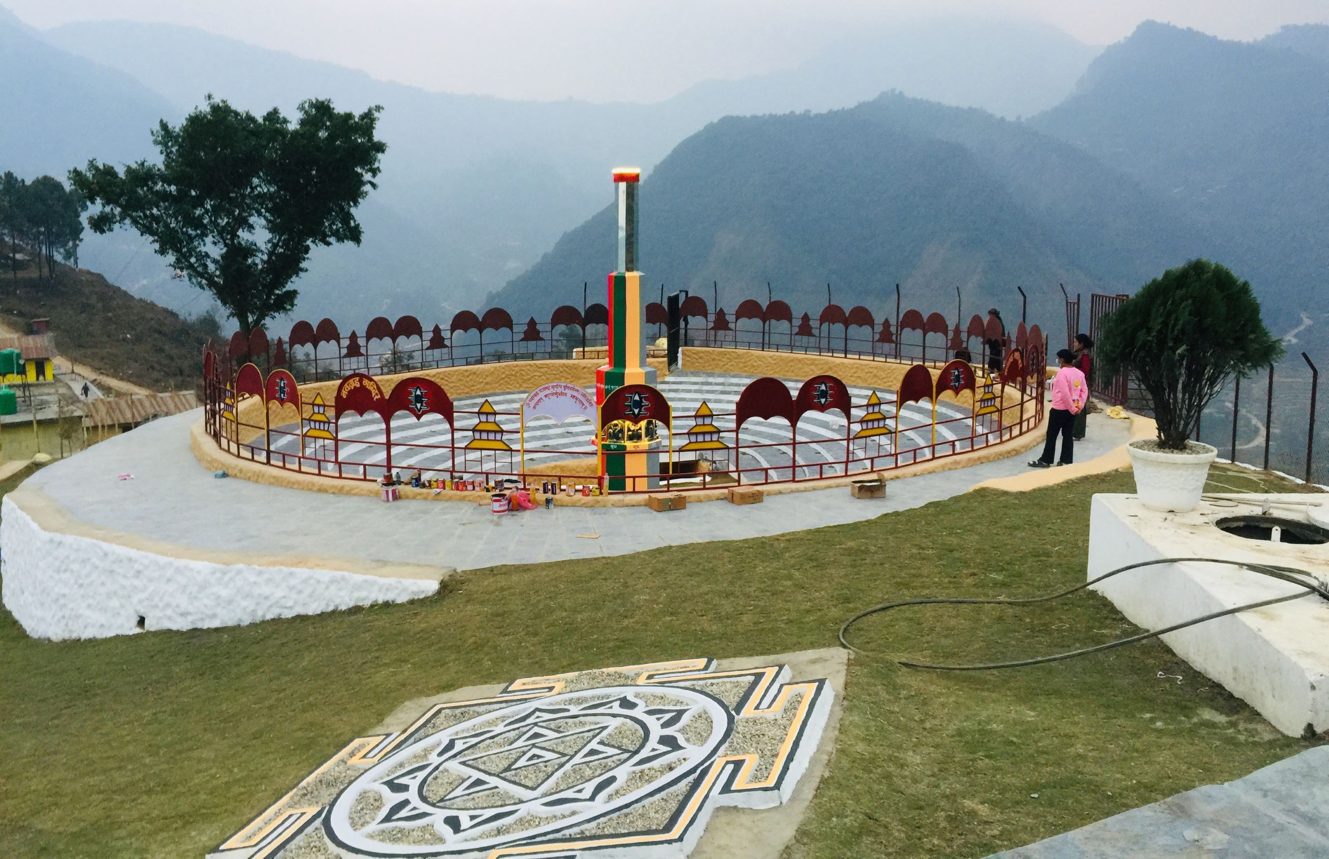 प्रधानमन्त्री रोजगार कार्यक्रमको साझेदारीमा नेपालकै पहिलो न‍वग्रह मन्दिर निर्माण